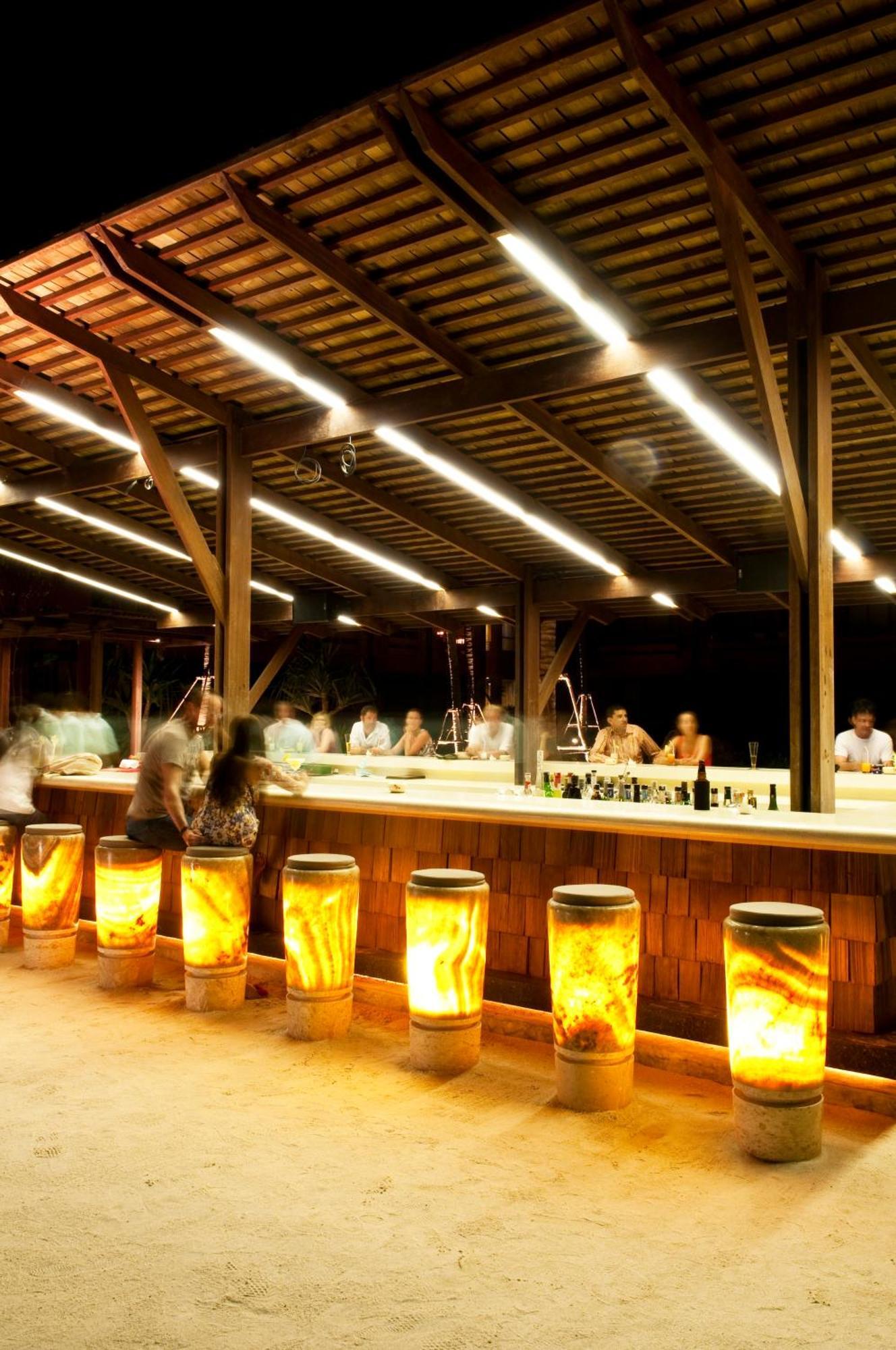 Hansar Samui Resort & Spa - Sha Extra Plus Бопхут Ресторан фото The bar at the restaurant